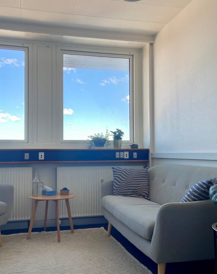 Psykolog Signe Mønnike, terapi for unge og unge voksne